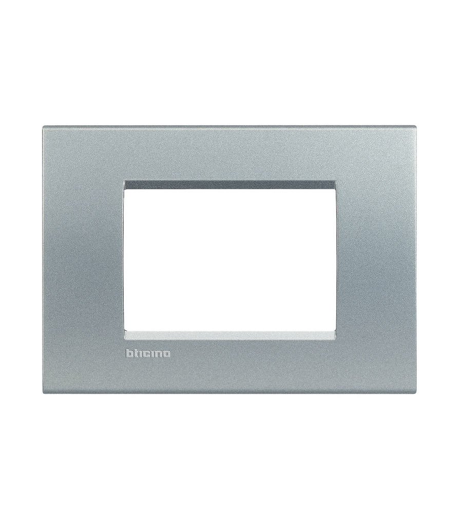 LL PLACCA 3P TECH - BTICINO.