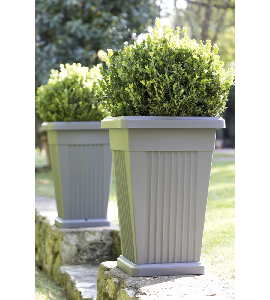 VASO PIRAMIDE C/SOTTOVASO GRIGIO