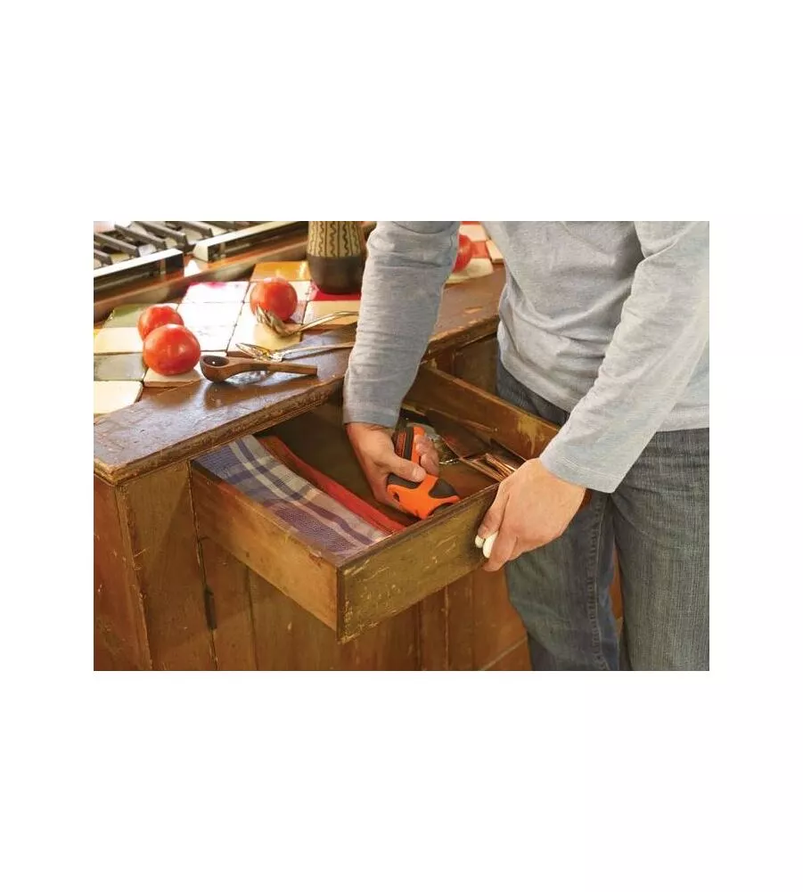 SVITAVVITA A BATTERIA BLACK+DECKER "CS3651LC-QW" 3,6V