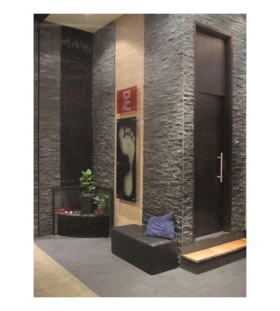 RIVESTIMENTO "NATURAL PANEL" IN QUARZITE GRIGIA - PANNELLO 15X60 CM.
