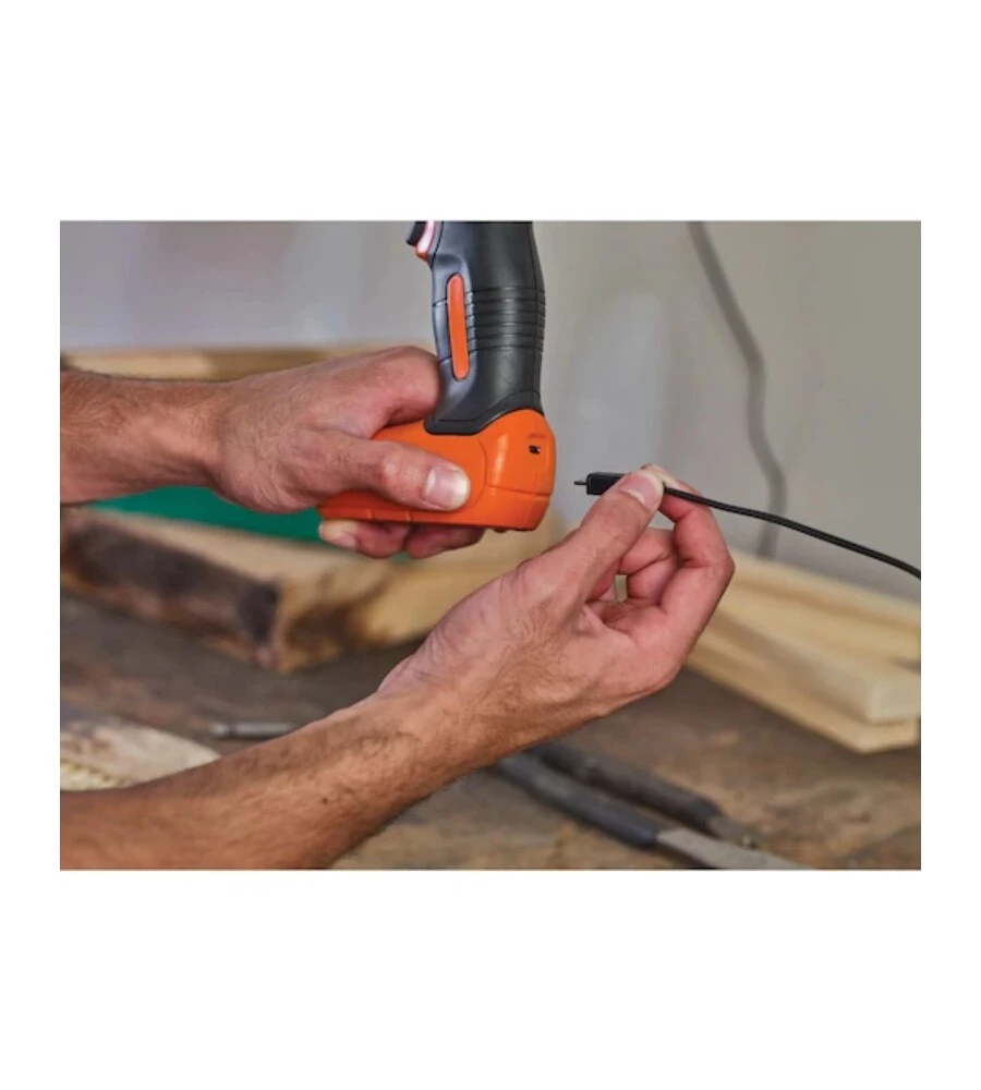 TRAPANO AVVITATORE A BATTERIA BLACK+DECKER "BDCD8-QW" 7,2V 1,5AH