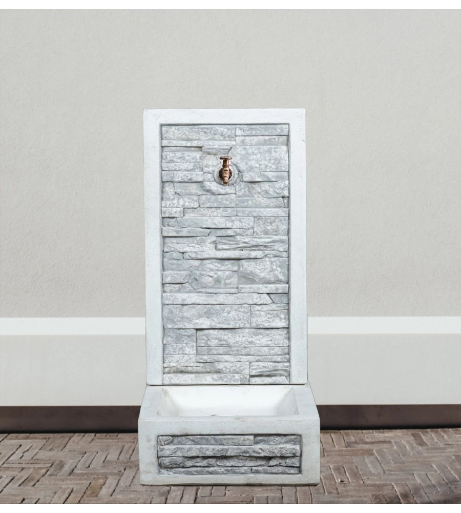 FONTANA DA GIARDINO A MURO "ADIGE" ANTICATO COLORE GRIGIO,  40X40X92 CM - KAM