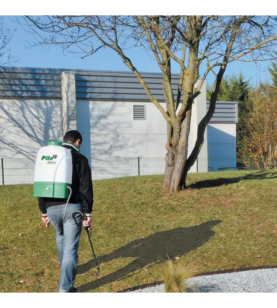 NEBULIZZATORE RIBIMEX ELETTRICO A BATTERIA CON RUOTE 16 LITRI "PILA 16".