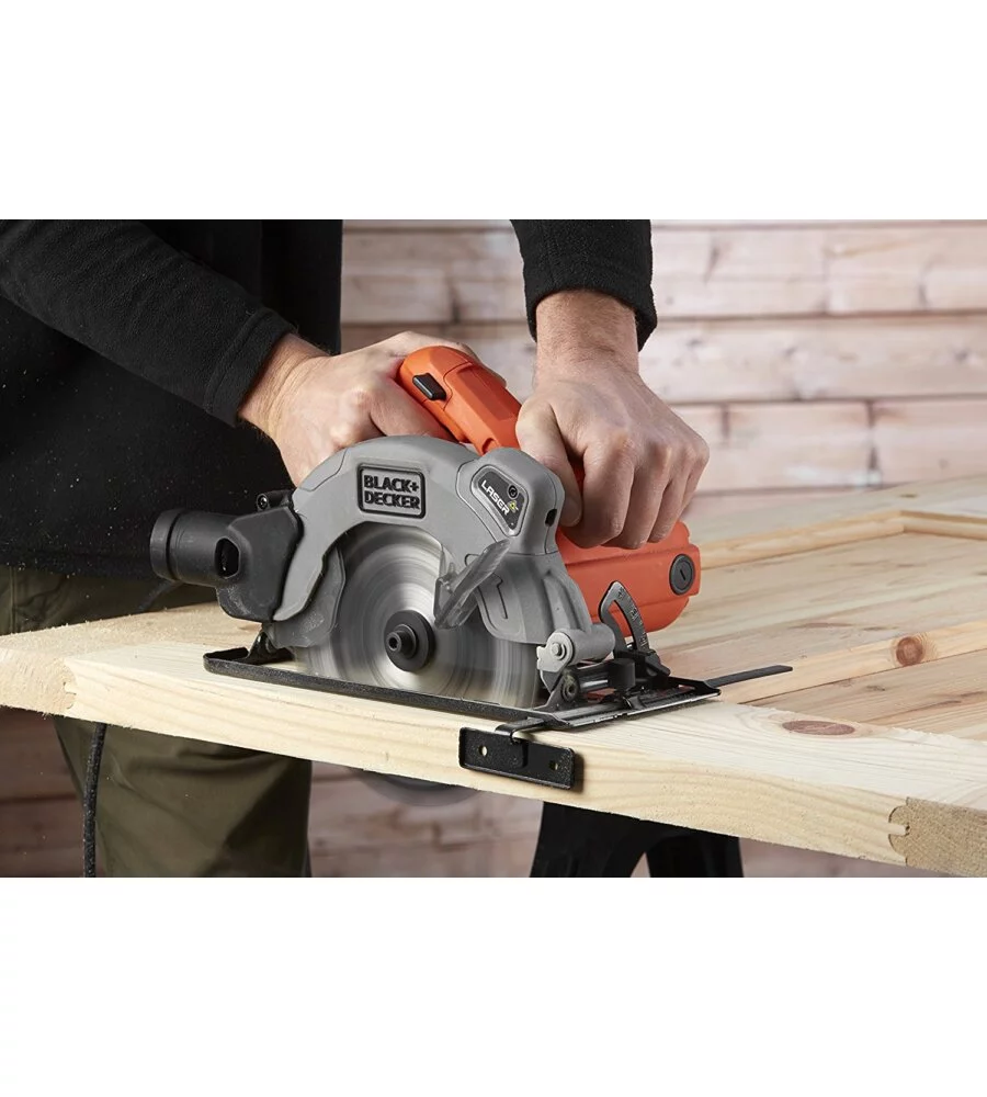 SEGA CIRCOLARE 1250 WATT CON GUIDA LASER - BLACK&DECKER CS1250L.