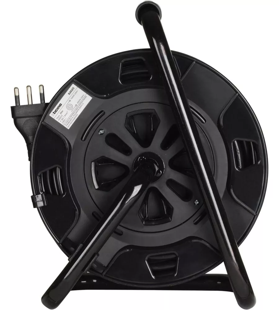 AVVOLGICAVO PER INTERNI ED ESTERNI BTICINO CON MANIGLIA E 4 PRESE, 25 METRI