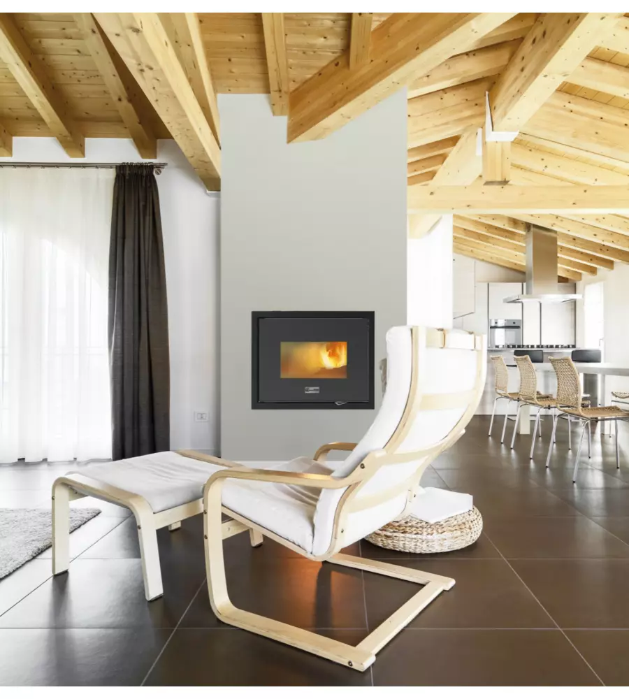Termostufa Canadian Stove a pellet da incasso "Idro17" 16,5 kW