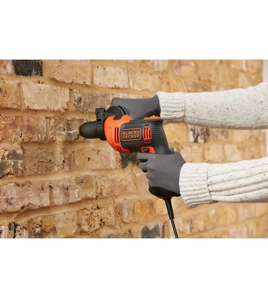 KIT VALIGETTA TRAPANO A PERCUSSIONE ELETTRICO BLACK+DECKER "BEH710K" 710 W