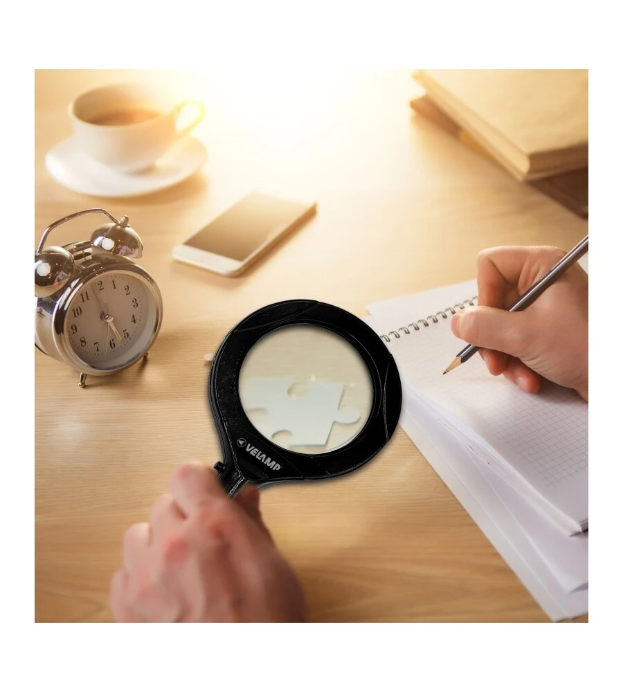 LENTE INGRANDIMENTO A PILA VELAMP CON  12 LED