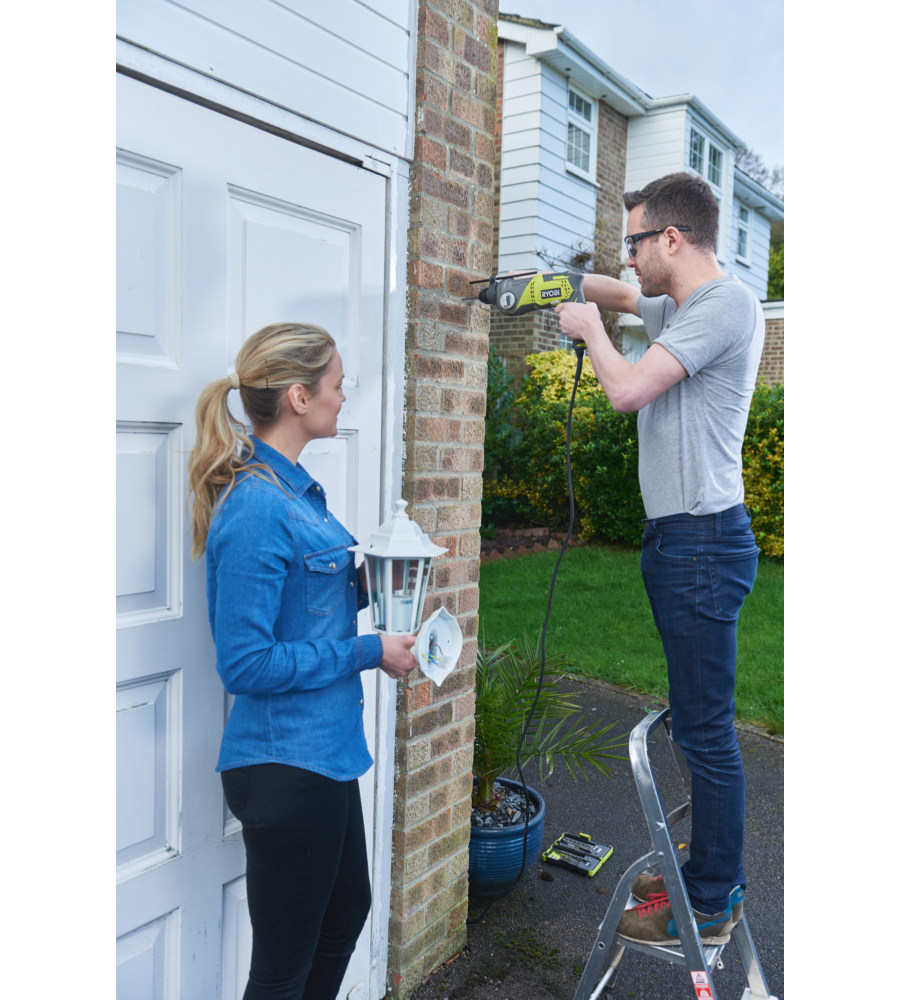 TRAPANO TASSELLATORE ELETTRICO RYOBI "RSDS680-K" SDS 680W