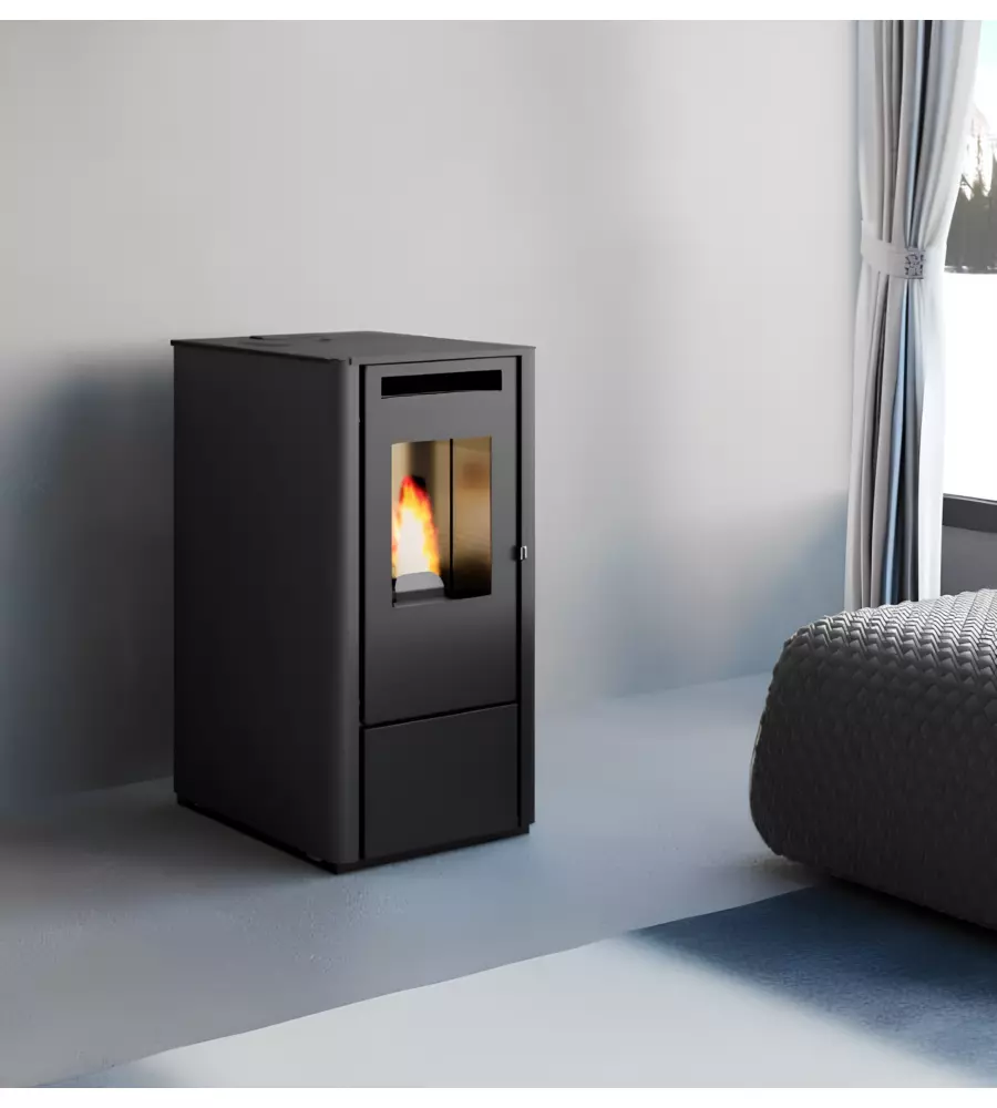 STUFA A PELLET PUNTO FUOCO "THELMA" NERO 8 KW
