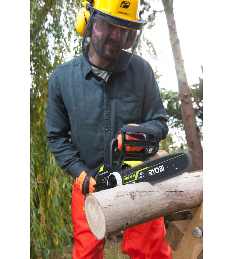 MOTOSEGA A BATTERIA RYOBI "OCS1830" BARRA 30 CM 18V, SOLO CORPO MACCHINA