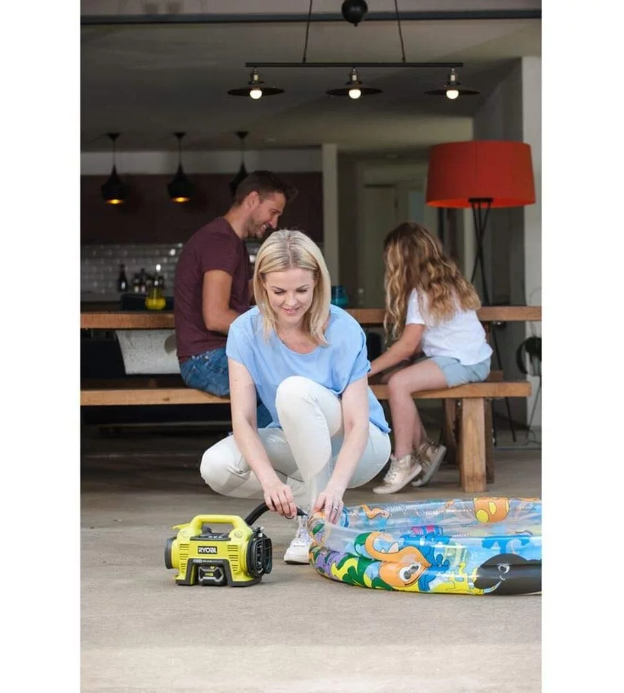 COMPRESSORE ARIA PORTATILE A BATTERIA RYOBI "R18I-0" CON ACCESSORI 18V SOLO CORPO MACCHINA
