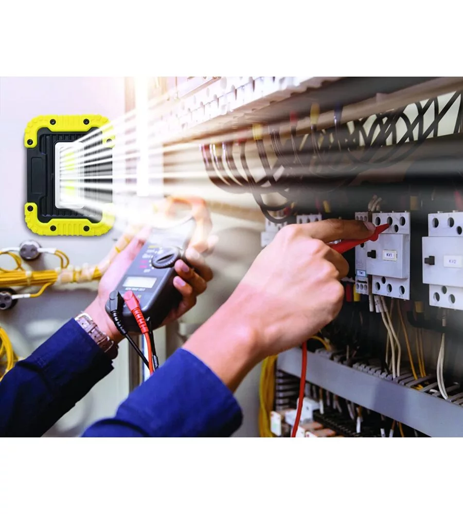 LAMPADA LED DA LAVORO "MAG BRITE" CON BASE MAGNETICA