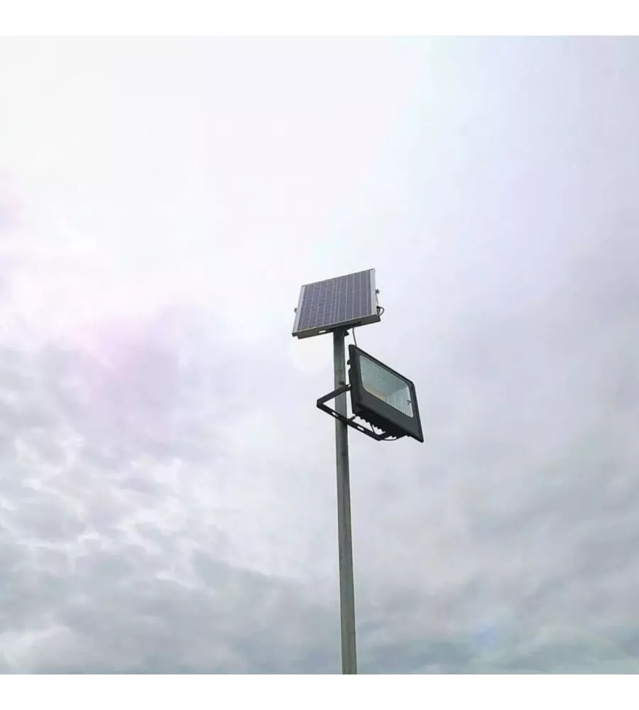FARO LED CON PANNELLO SOLARE E TELECOMANDO 6000K, 16W