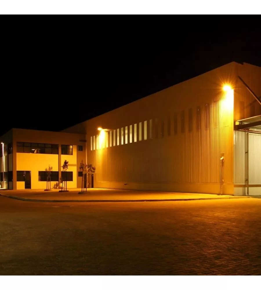 FARO LED CON TELECOMANDO E PANNELLO SOLARE 4000K, 40W