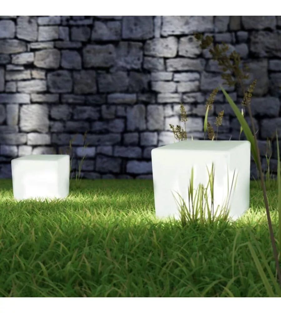 CUBO DECORATIVO PER ESTERNO CON ILLUMINAZIONE LED RGB E TELECOMANDO 40X40X40 CM