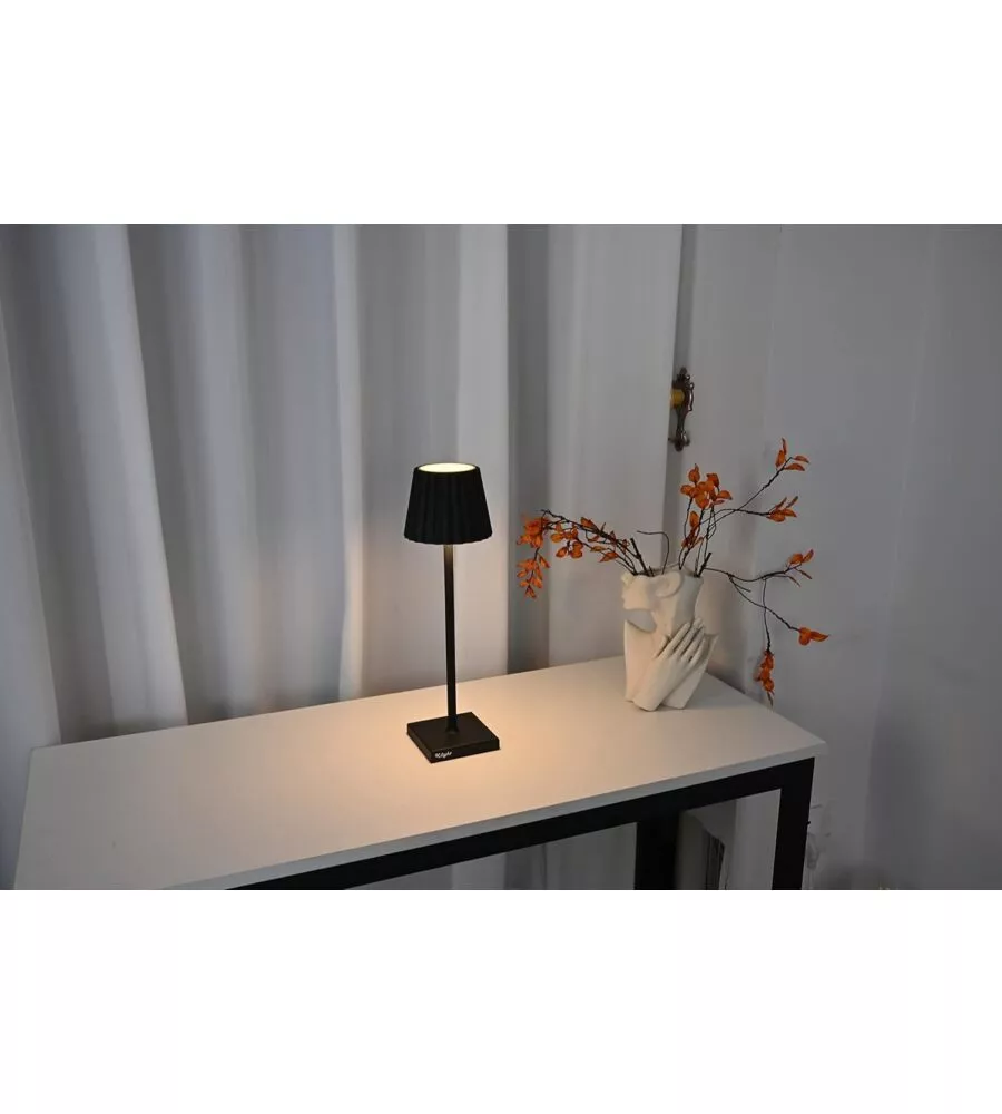 LAMPADA DA TAVOLO LED RICARICABILE ESSENZA NERA 3,5W