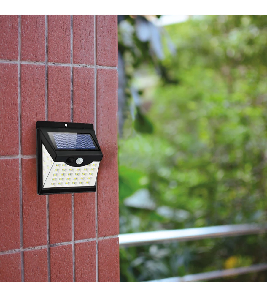 LANTERNA SOLARE LED CON SENSORE DI MOVIMENTO E CREPUSCOLARE - 40 LED