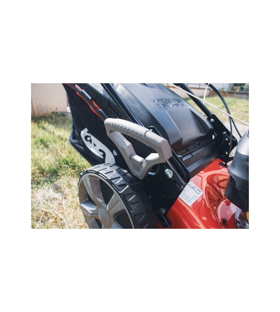 TAGLIAERBA A SCOPPIO TRAZIONATO AMA "TRX 525" TAGLIO 50 CM 4T 145 CC
