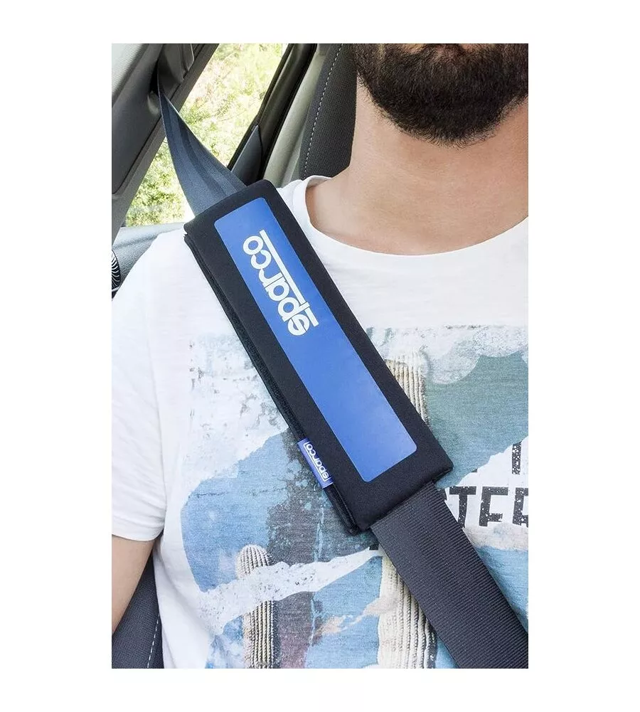 SET COPRIVOLANTE E PASSACINTURA SPARCO COLORE NERO E BLU