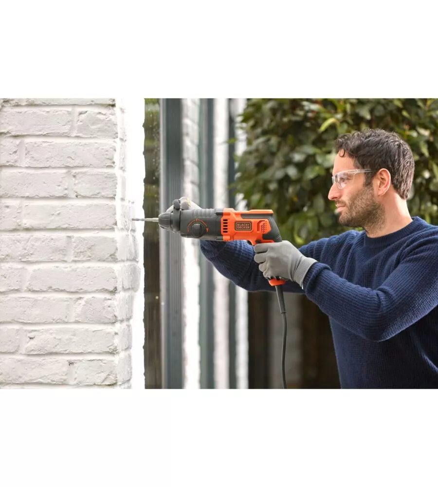 MARTELLO TASSELLATORE ELETTRICO BLACK+DECKER "BEHS01-QS" 1,4 J 650 W