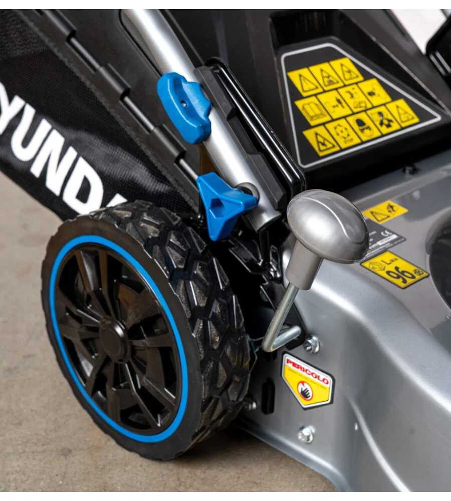 TAGLIAERBA A SPINTA HYUNDAI "65800" TAGLIO DA 43 CM 4T 150CC