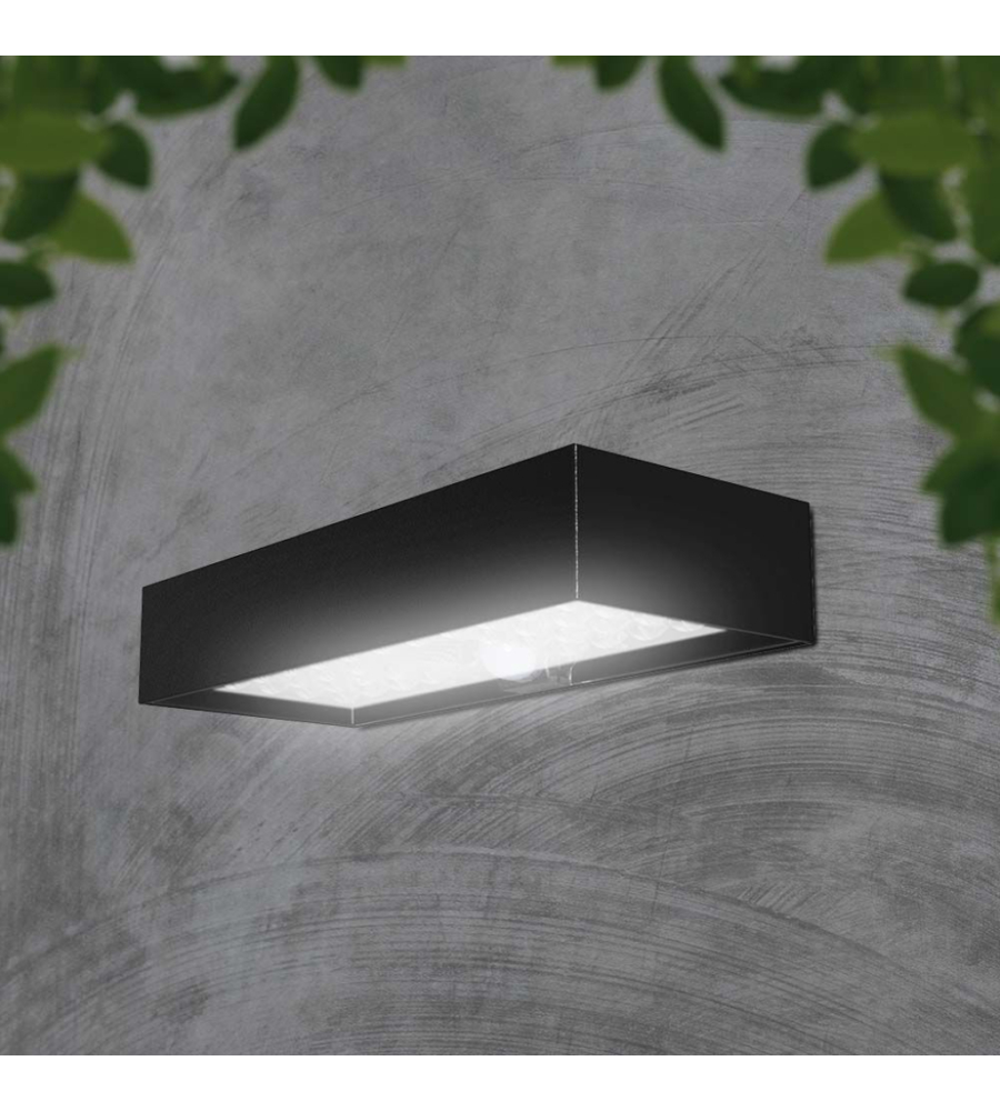 APPLIQUE NERA 6W CON PANNELLO SOLARE E SENSORE MOVIMENTO, 9,7X23X4,27 CM