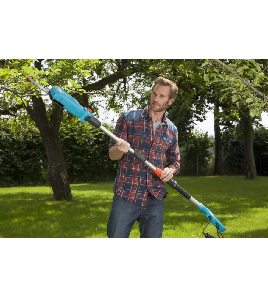 POTATORE A CATENA TELESCOPICO ELETTRICO GARDENA "TCS 720/20" BARRA 20 CM 720 W