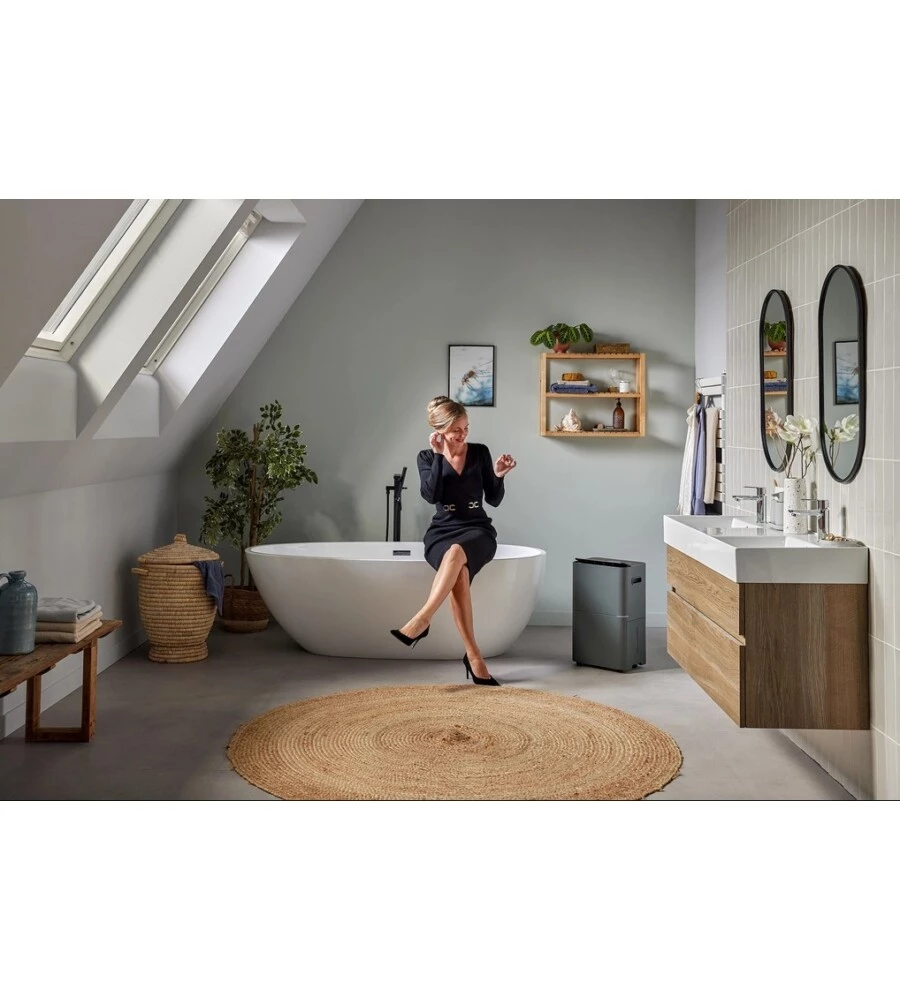 DEUMIDIFICATORE QLIMA "D 812 SMART" 12 L/GIORNO 30 M² 2 L