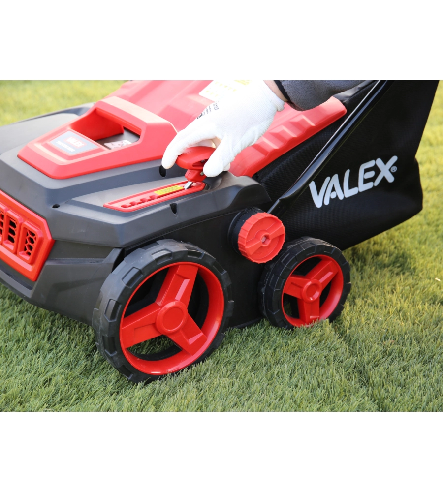 SPAZZATRICE, ARIEGGIATRICE, SCARIFICATORE ELETTRICO VALEX "TWISTER 1800" LARGHEZZA LAVORO 38 CM 1800 W