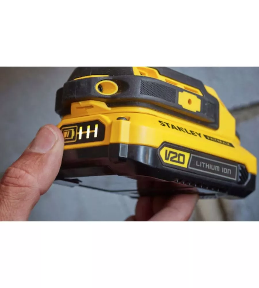 KIT VALIGETTA TRAPANO AVVITATORE A PERCUSSIONE A BATTERIA STANLEY FATMAX "SFMCD711D22-QW" 2 BATTERIE 18V 2AH