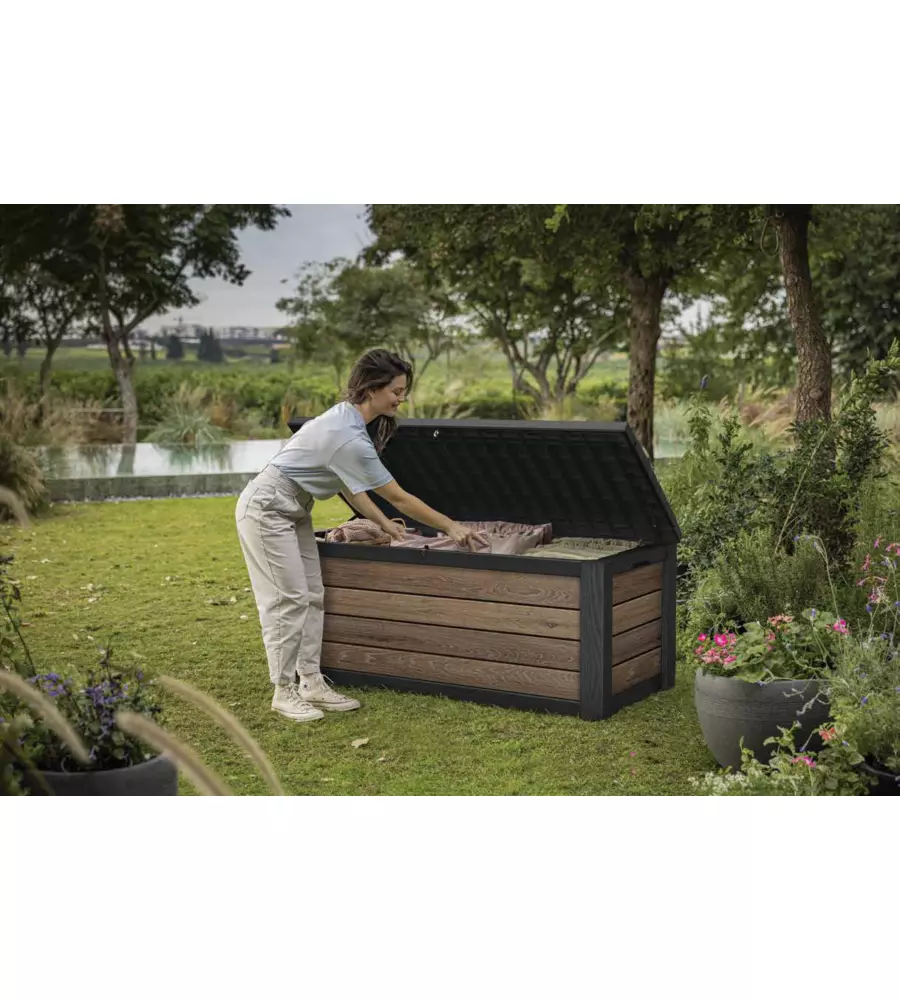 BAULE DA ESTERNO KETER "DECO BOX 150G" IN RESINA MARRONE EFFETTO LEGNO 570 LT 151,7X72,5X70 CM