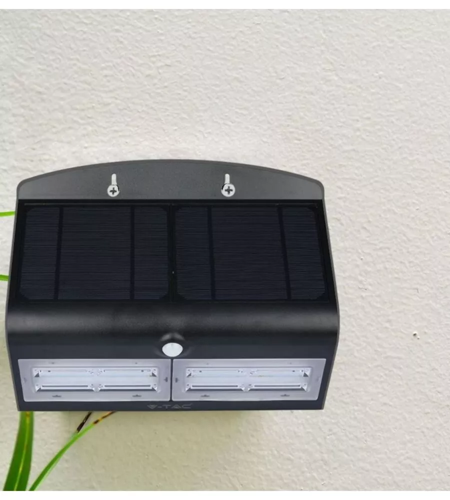 LAMPADA LED SOLARE A MURO DA ESTERNO VTAC NERO 4000K
