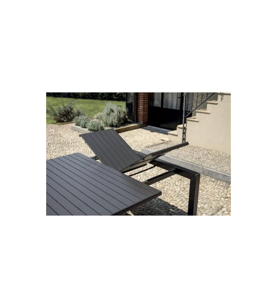 TAVOLO DA ESTERNO ALLUNGABILE SOLARIA "GIACINTO" IN ALLUMINIO ANTRACITE 100/150X150X77 CM
