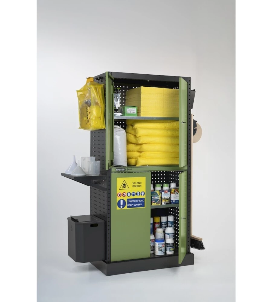 ARMADIO PER FITOSANITARI, PESTICIDI E PRODOTTI CHIMICI FAMI "LINEA 391" IN LAMIERA CON VASCA STAGNA ESTERNA VERDE 94,4X54X190 CM