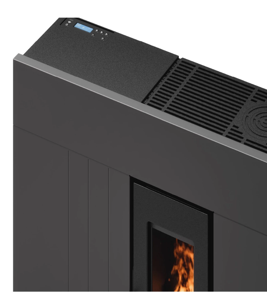 STUFA A PELLET SLIM ERMETICA FREEPOINT "RES 7 T2" ANTRACITE 6,9 KW CON WI-FI