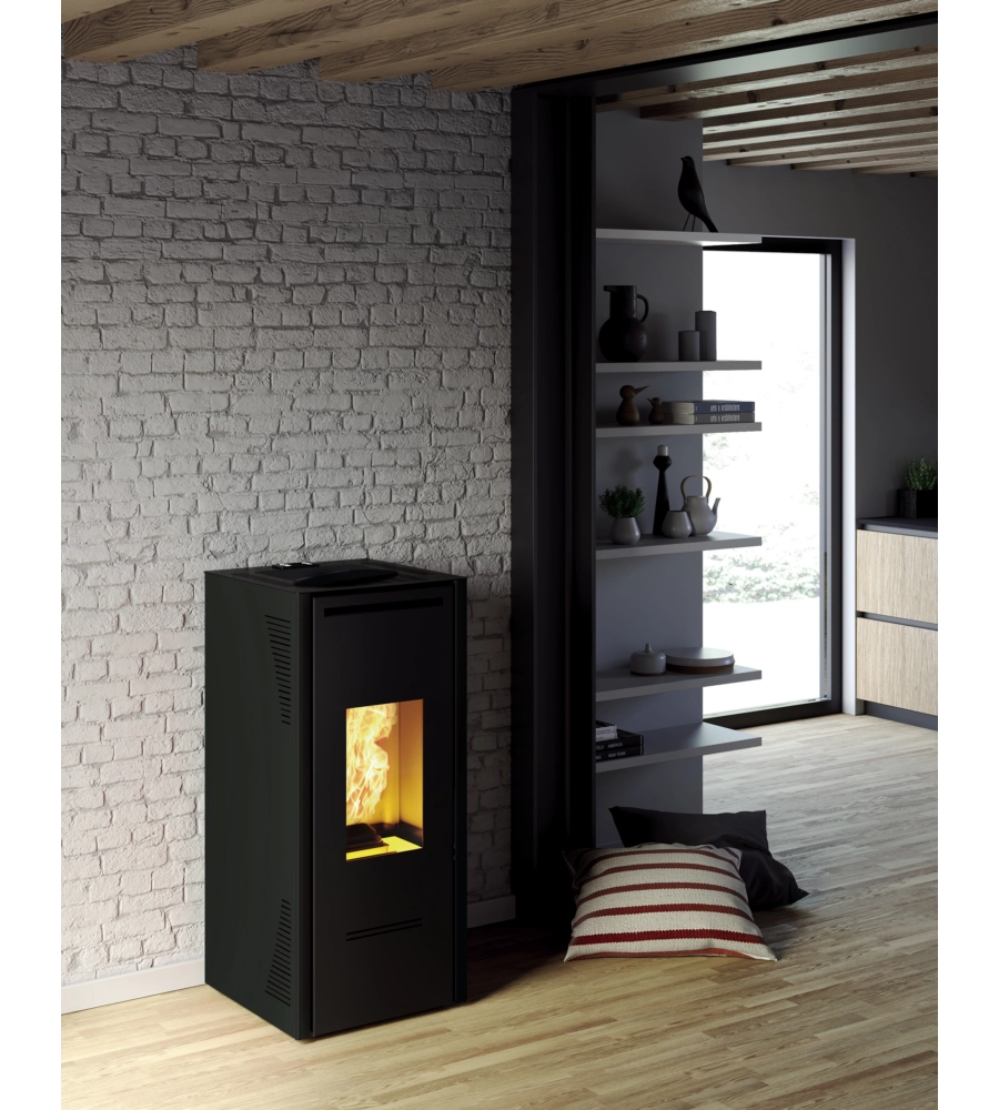 STUFA A PELLET CANALIZZATA E VENTILATA INVICTA "TALO PLUS" NERO 11,6 KW