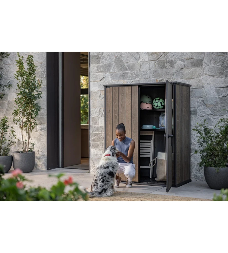 PORTATTREZZI MULTIUSO KETER "VERTICAL SHED" IN RESINA EFFETTO LEGNO 140X73,6X170 CM