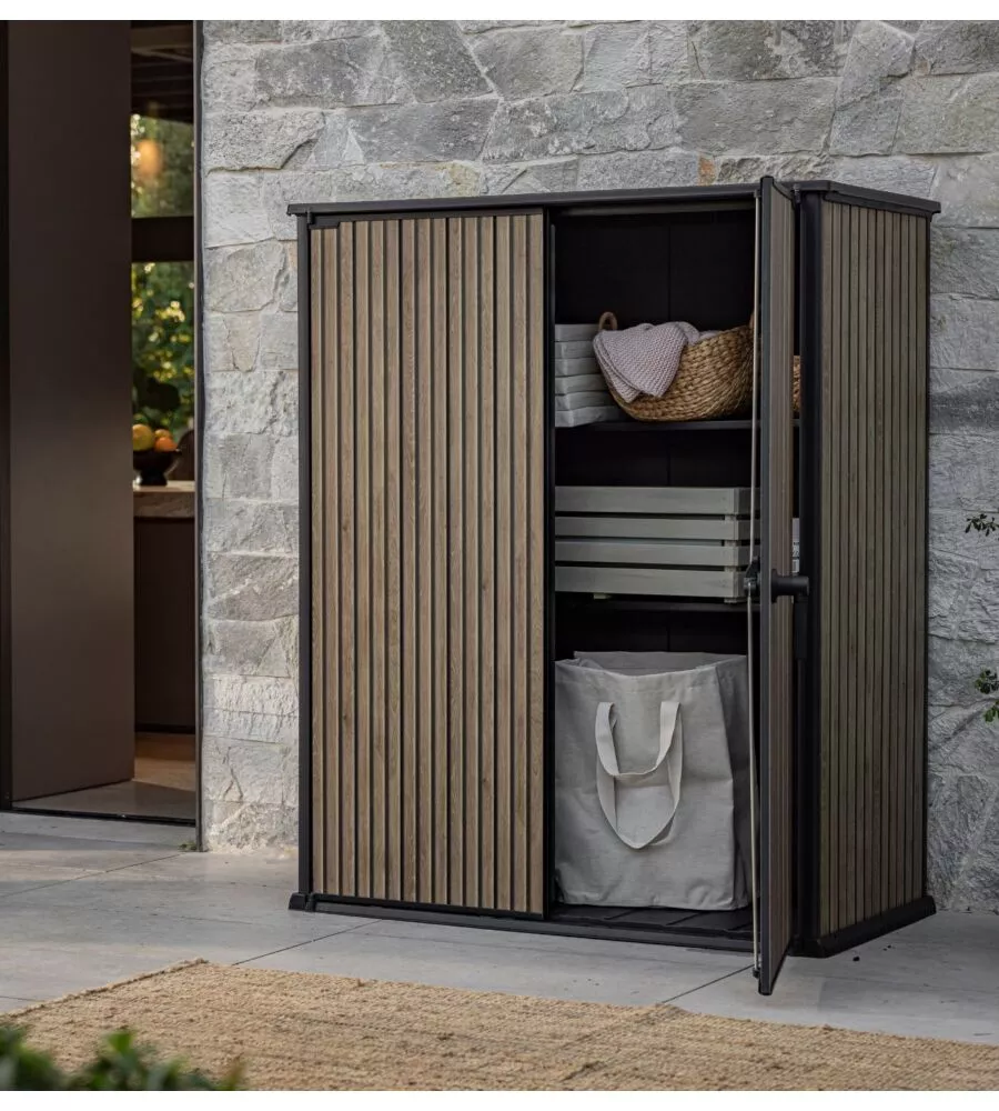 PORTATTREZZI MULTIUSO KETER "VERTICAL SHED VENETIAN" IN RESINA EFFETTO LEGNO 140X73,6X170,4 CM