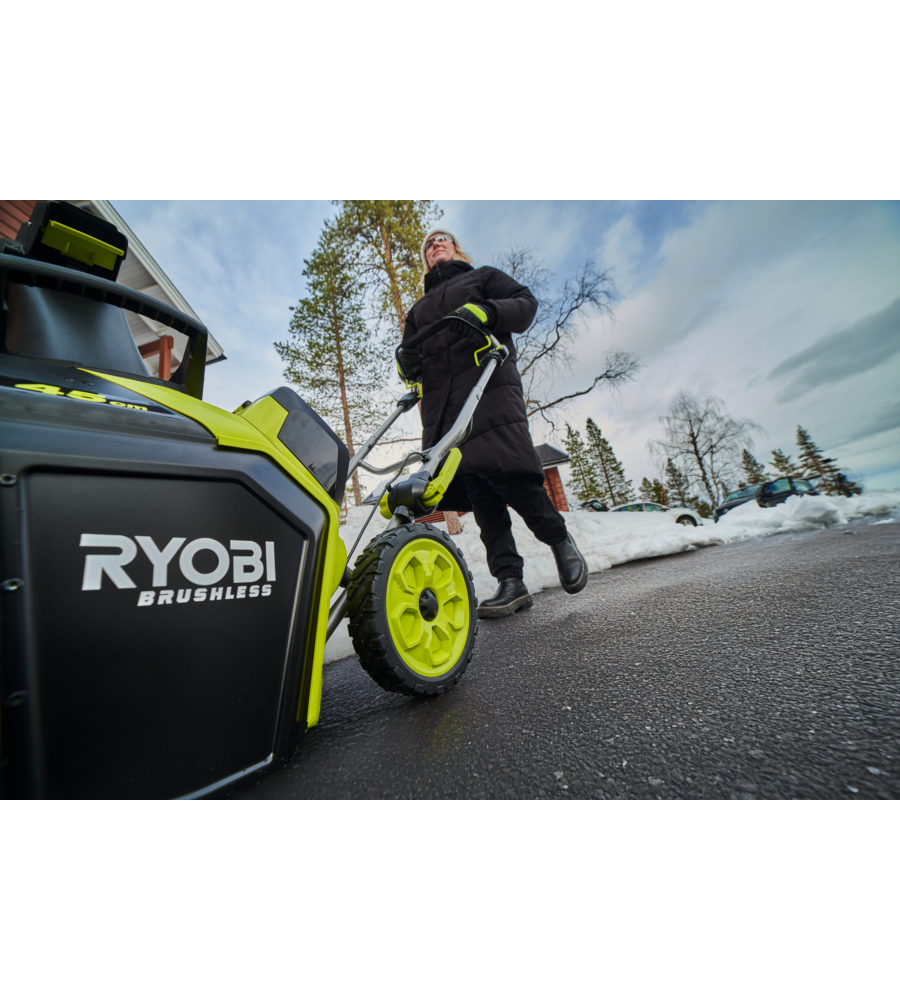 Spazzaneve a batteria Ryobi "RY18STX45A-240" 2 batterie 18V 4.0Ah e caricabatterie