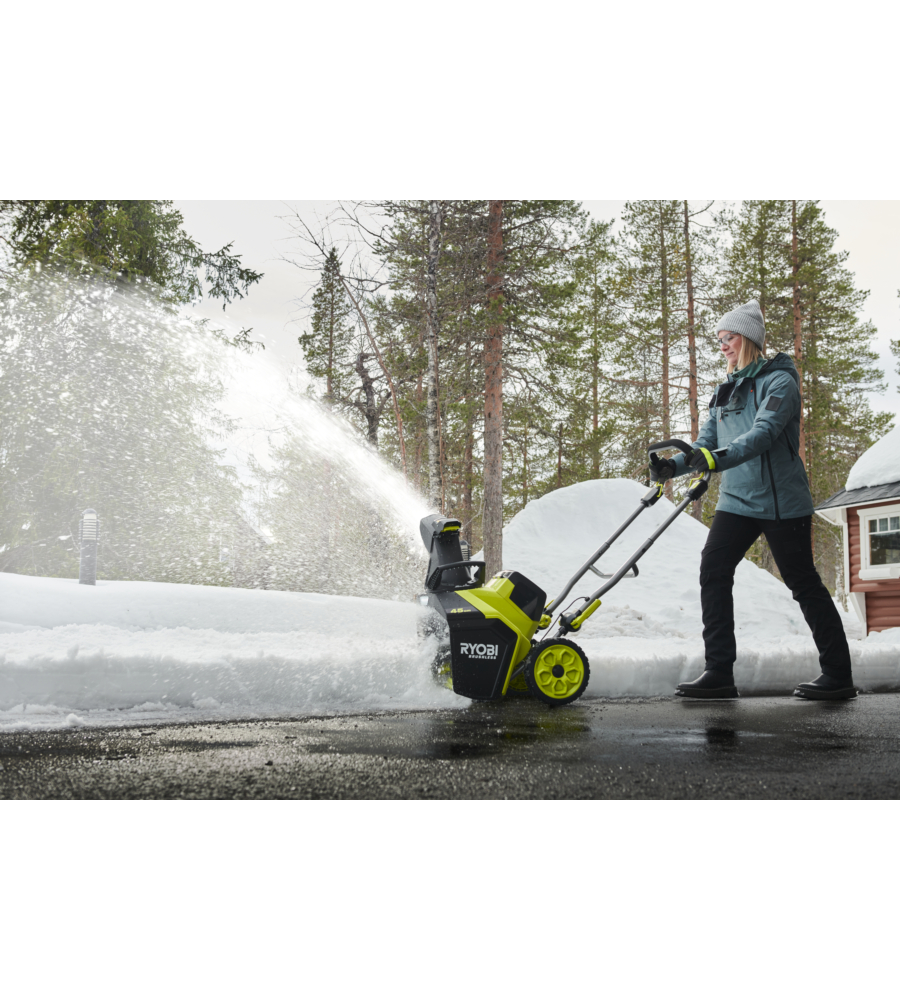 Spazzaneve a batteria Ryobi "RY18STX45A-240" 2 batterie 18V 4.0Ah e caricabatterie