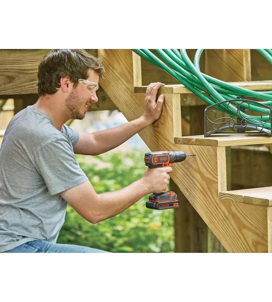 Kit valigetta trapano avvitatore a percussione abatteria Black+Decker "BCD003C2AST-QW" 2 batterie 18V