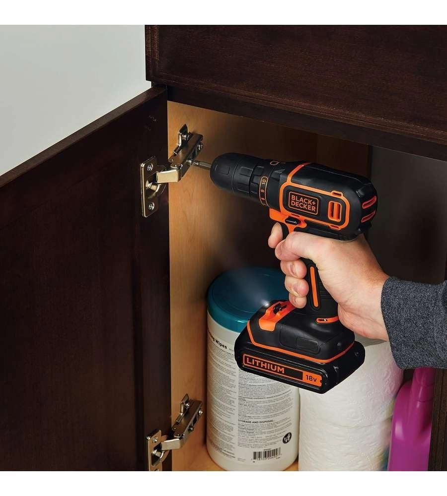 Kit valigetta trapano avvitatore a percussione abatteria Black+Decker "BCD003C2AST-QW" 2 batterie 18V