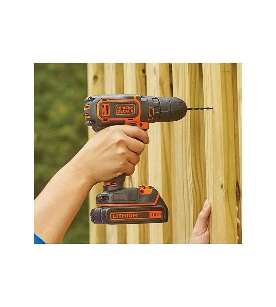 Kit valigetta trapano avvitatore a percussione abatteria Black+Decker "BCD003C2AST-QW" 2 batterie 18V