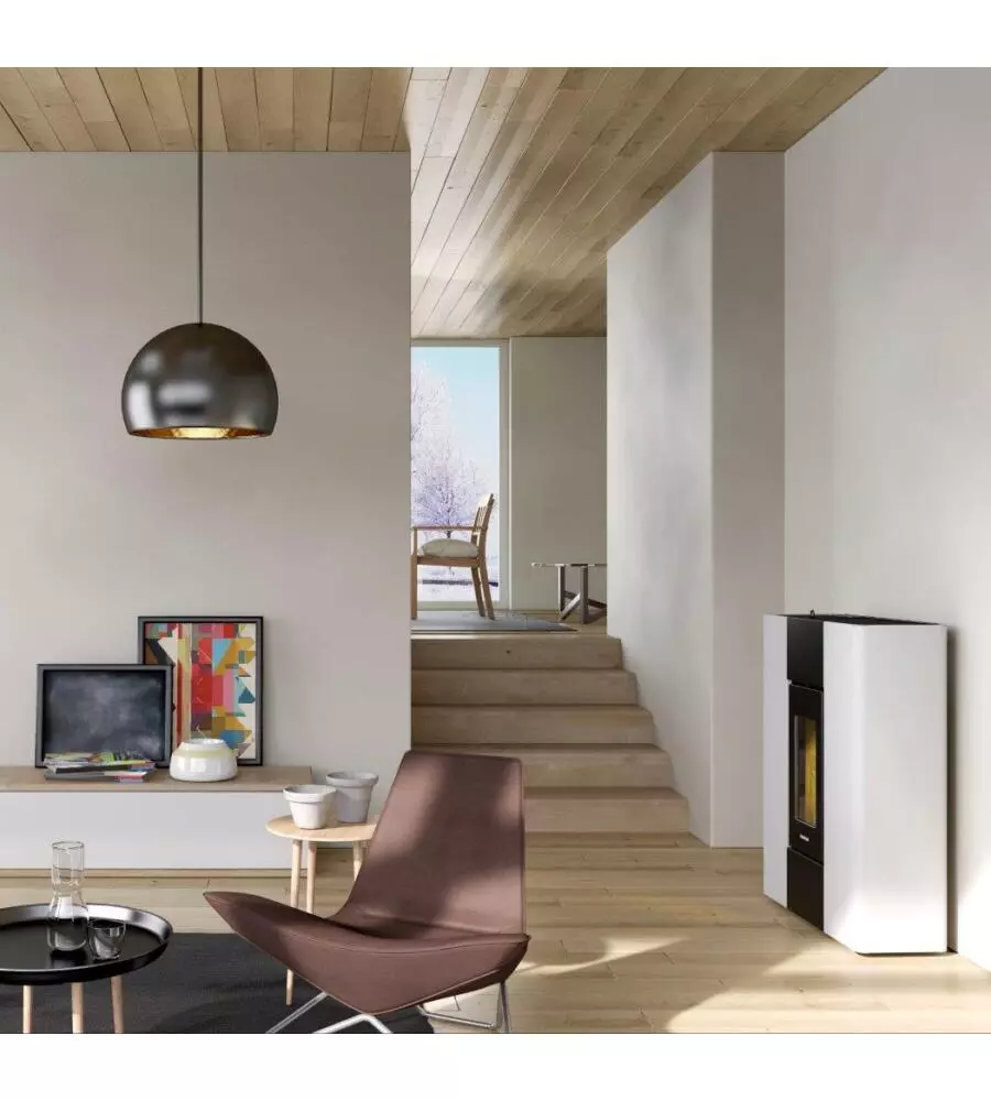 Stufa a pellet ermetica FreePoint "Slim Roxy" bianco 6,9 kW