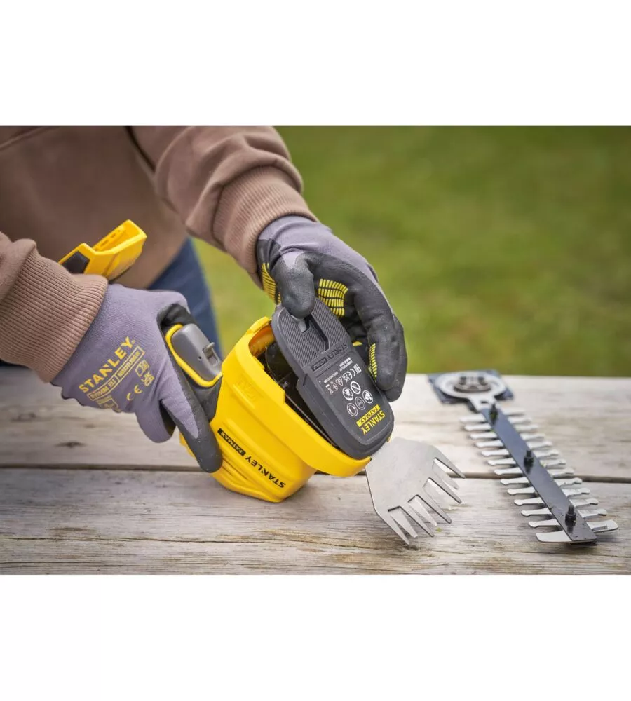 CESOIA SFOLTIRAMI A BATTERIA STANLEY FATMAX 18V, SOLO CORPO MACCHINA