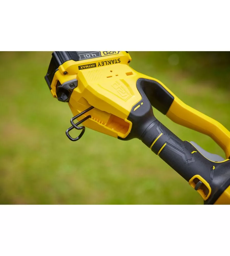POTATORE A CATENA TELESCOPICO A BATTERIA STANLEY FATMAX BARRA 20 CM 18V, SOLO CORPO MACCHINA