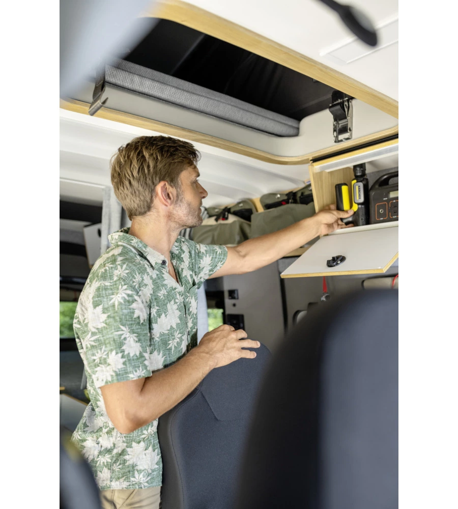 Idropulitrice a batteria a freddo portatile Karcher "OC Handheld Compact" 15 bar 150 l/h 5V