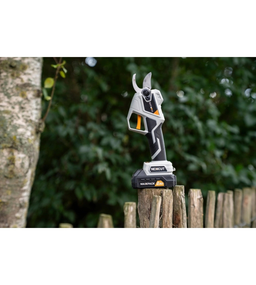 Forbice da potatura a batteria Nexxcut taglio 28 mm 18V