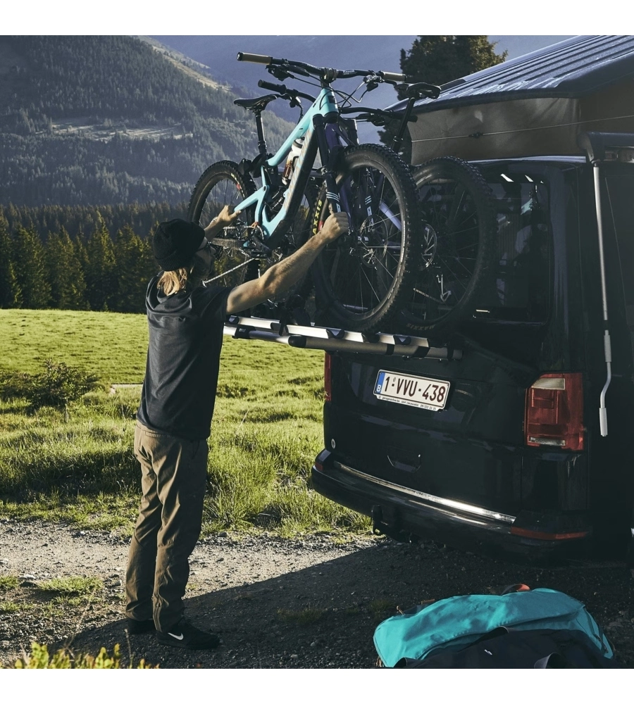 Portabici posteriore per auto Thule "Wanderway" 2 biciclette
